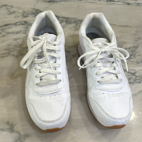 Reebok Sneakers size 10 - Picture 2 of 4